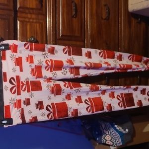 !!. Ladies Leggings . Size 2 to 10